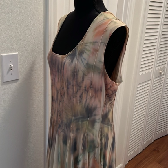 Live and Let Live dress - Picture 6 of 8